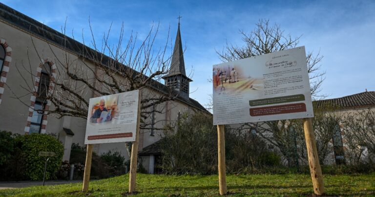 Panneaux-Fb-102025-isle-vallee-perigord