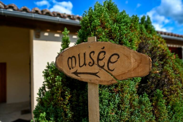 Abbaye Echourgnac-musée